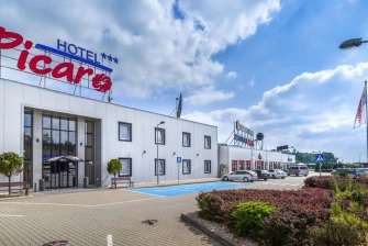 Hotel*** & Restauracja Picaro Żarska Wieś Południe