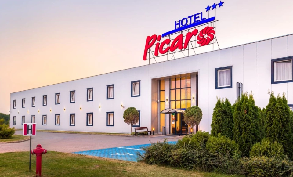 Hotel*** & Restauracja Picaro Żarska Wieś Północ