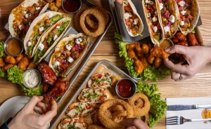 Hard Rock Cafe Warszawa Restauracja / 1