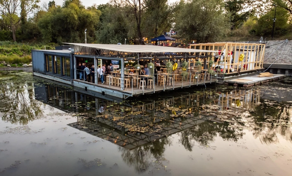 Restauracja MIEJSCE / 1