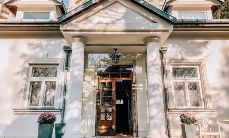 Better Academy Przedwojenny Domek