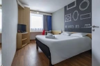 Hotel ** Ibis Poznań Stare Miasto / 13