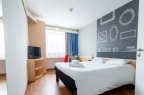 Hotel ** Ibis Poznań Stare Miasto / 6
