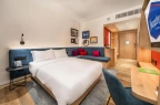 Hotel *** Hampton by Hilton Wrocław / 6