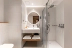 Hotel *** Hampton by Hilton Wrocław / 7