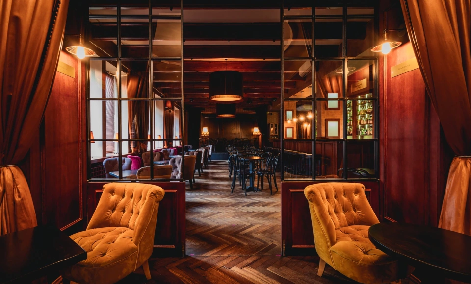 Mercy Brown Cocktails Burlesque & Jazz Kraków