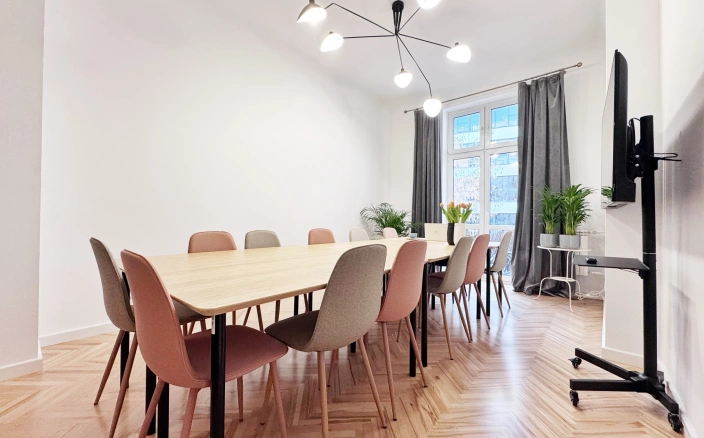 Sale konferencyjne Warszawa - Embraces.pl