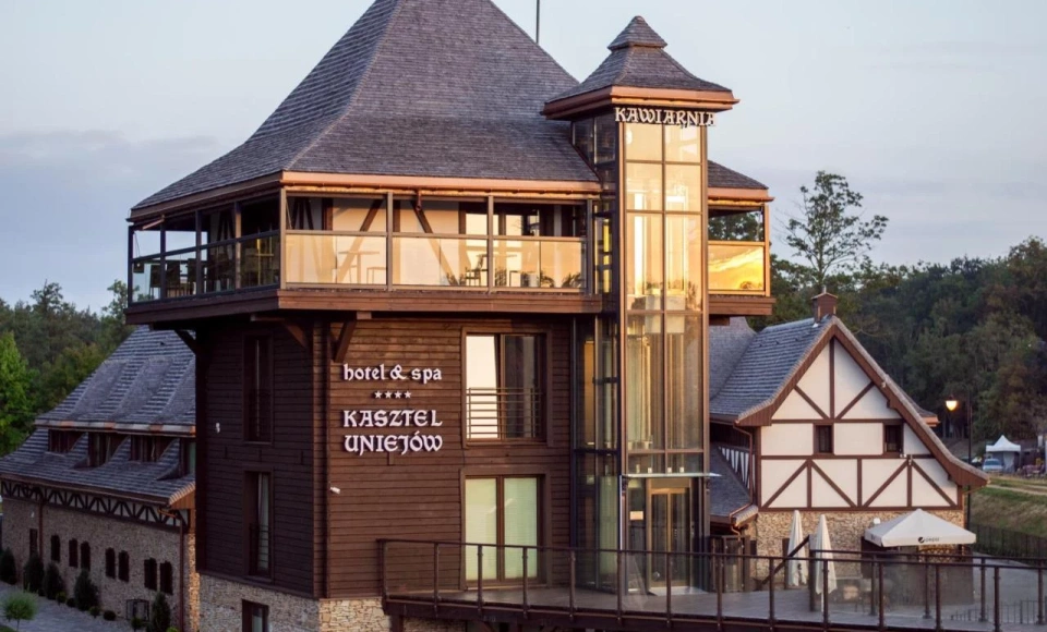 Hotel & Spa  **** Kasztel Uniejów