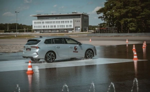 Autodrom Jastrząb Obiekt konferencyjny / 1
