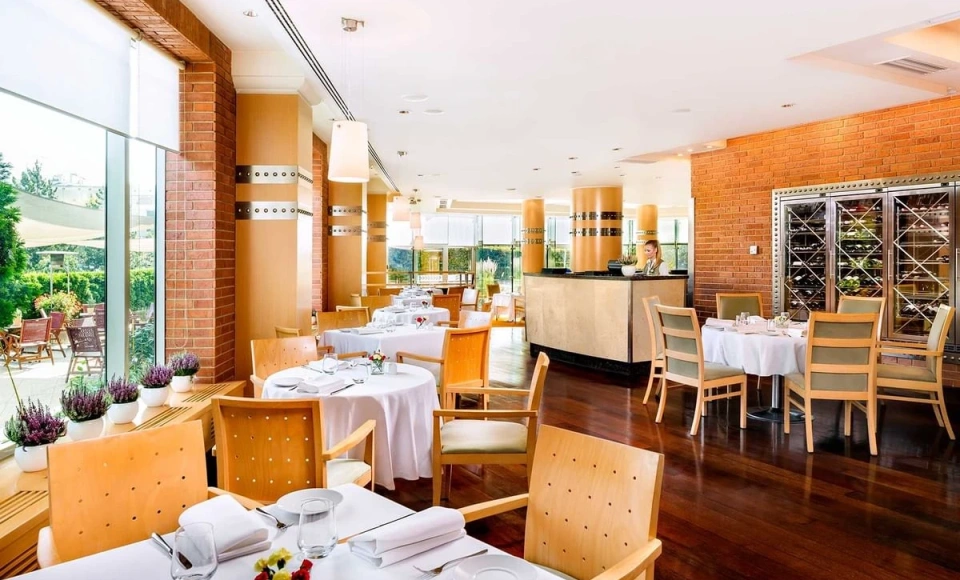 Hotel ***** Hotel Regent Warszawa / 6