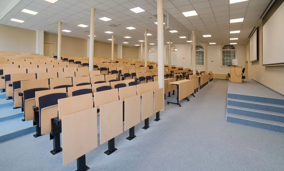 Akademia Humanistyczno-Ekonomiczna w Łodzi