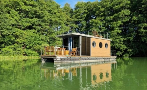 Jezioranka Ostrzyce Ośrodek szkoleniowo- wypoczynkowy / 1